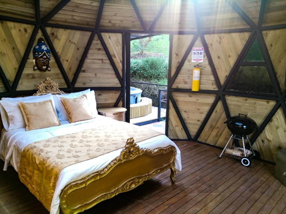 Hotel Hevilat Paraiso De Oriente Ріонегро Екстер'єр фото